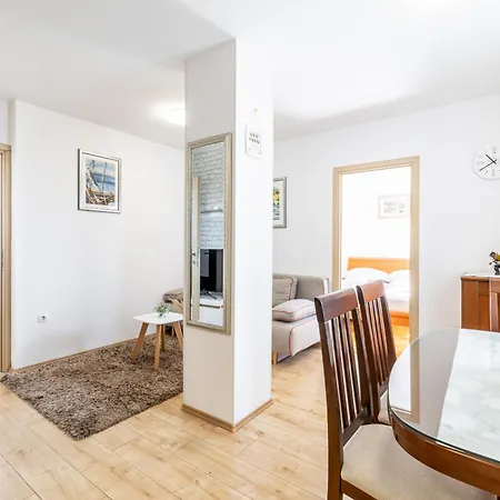 Pure Comfort - Cvita * Split